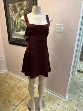 Abound Burgundy Sleeveless Blouse